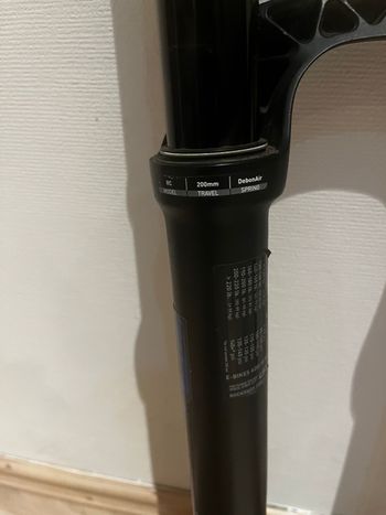 Brugt RockShox BoXXer Select RC 2019 bike — billede 3 af 9