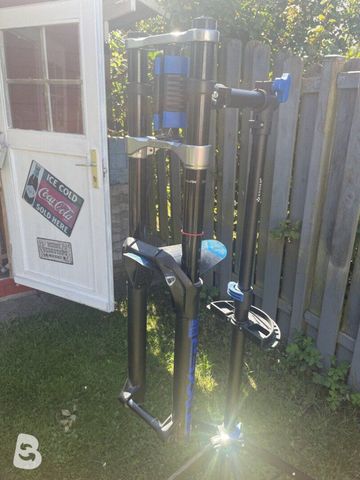 Gebrauchtes RockShox BoXXer Select RC 2019 bike — Bild 3 von 8