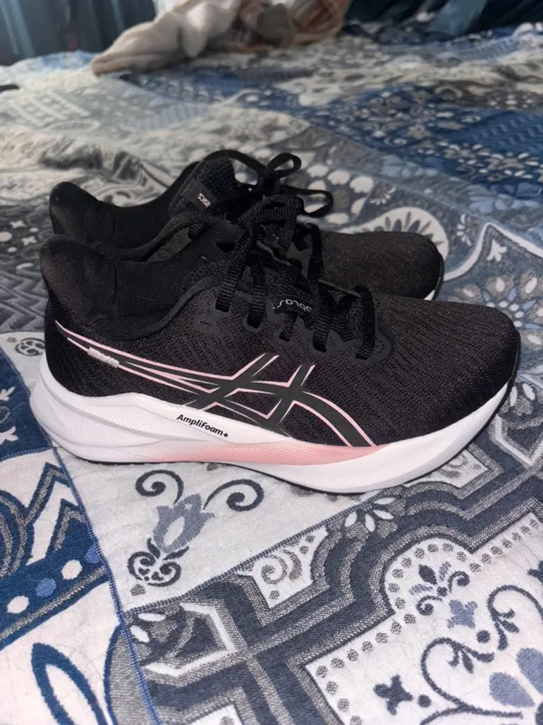 Used Ideal Asics Laufschuhe bike — image 1 of 3