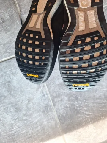 Used Adidas adizero 9 bike — image 5 of 5
