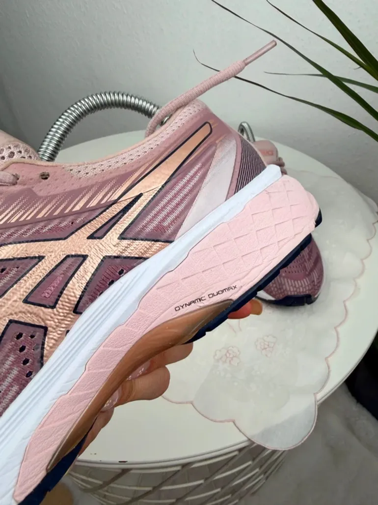 Used Asics GT-2000 8 bike — image 7 of 12