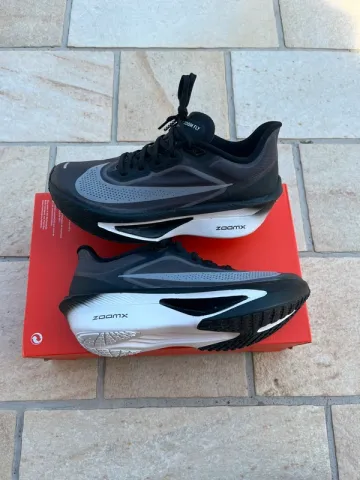 Used Nike Zoom Fly 6 Running Shoes