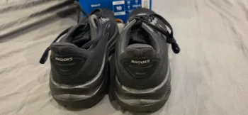 Used Brooks Ghost 17 bike — image 4 of 7