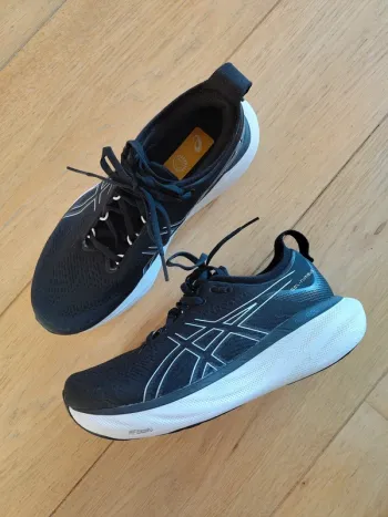 Brugt Asics Gel-Nimbus 25 bike — billede 1 af 6