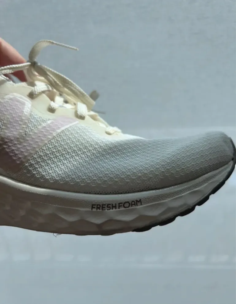 Tweedehands New Balance Fresh Foam Arishi v4 bike — afbeelding 6 van 7