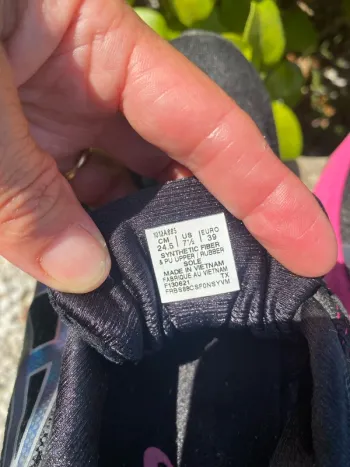 Used Asics Gel Nimbus 23 bike — image 4 of 4