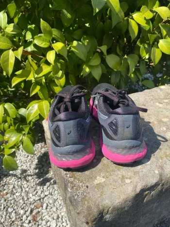 Used Asics Gel Nimbus 23 bike — image 3 of 4