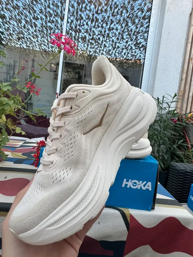 Used Hoka Bondi 9 bike — image 2 of 6