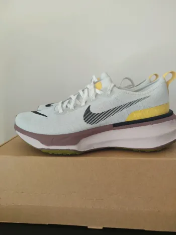 Used Nike Invincible Run 3 bike — image 2 of 7