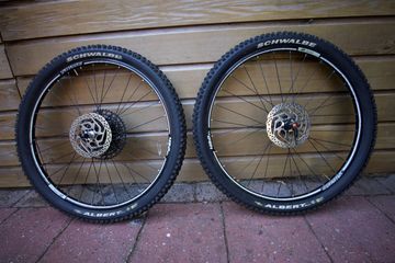 Used Dt Swiss 420SL Wheelset Wheels