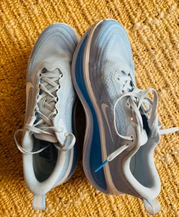 Nike Vomero Plus Running Shoes de segunda mano