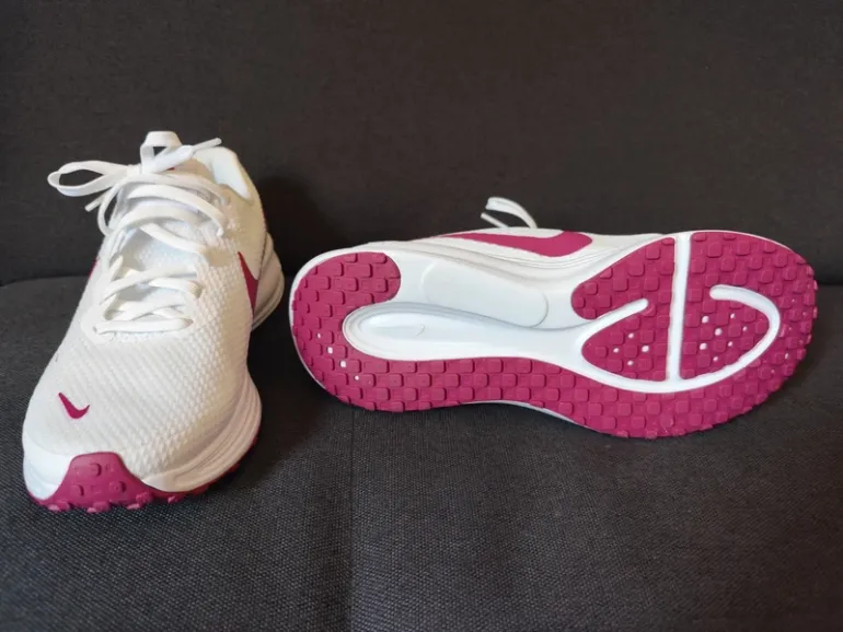 Used Nike Revolution 8 bike — image 3 of 8