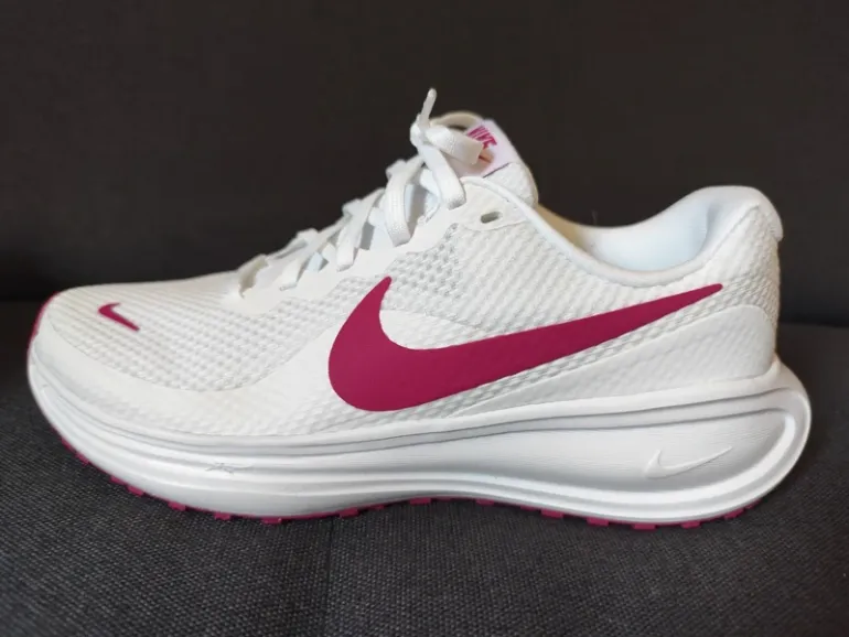 Used Nike Revolution 8 bike — image 5 of 8