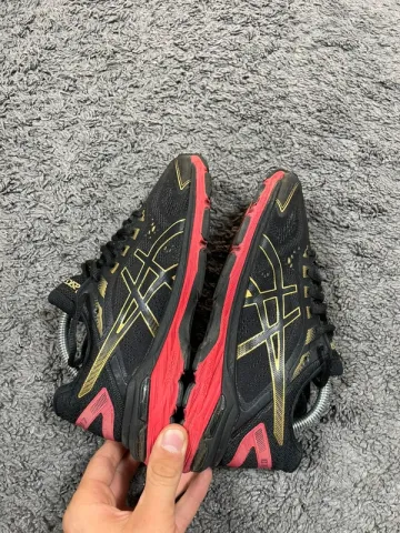 Used Asics Gel bike — image 7 of 8