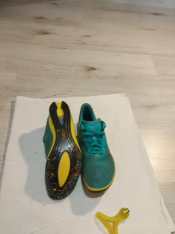 Used Hoka U Cielo X 2 Mid bike — image 5 of 9