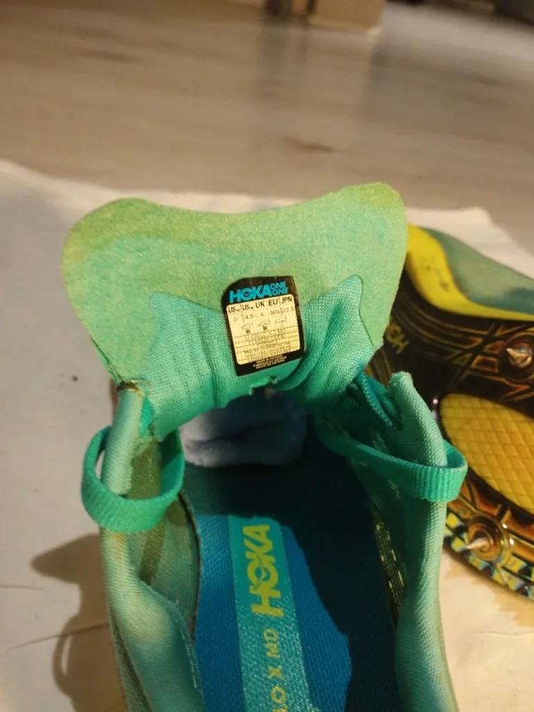 Used Hoka U Cielo X 2 Mid bike — image 8 of 9