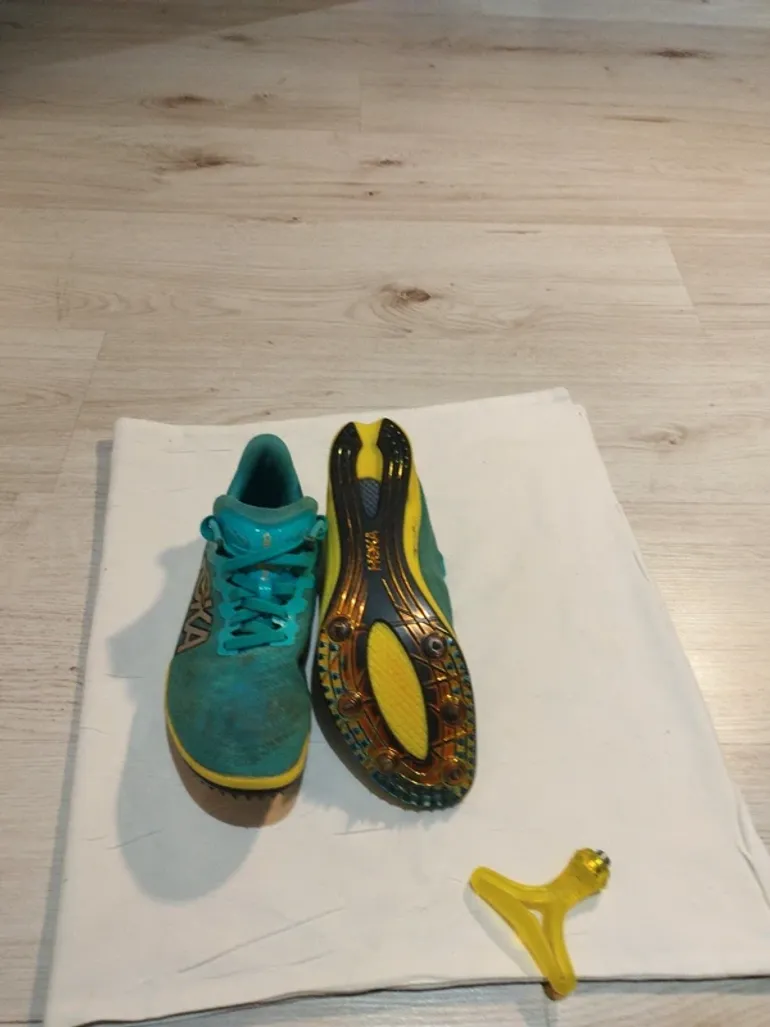 Used Hoka U Cielo X 2 Mid bike — image 4 of 9