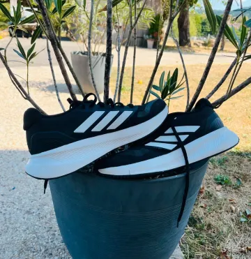 Used Adidas runfalcon Running Shoes