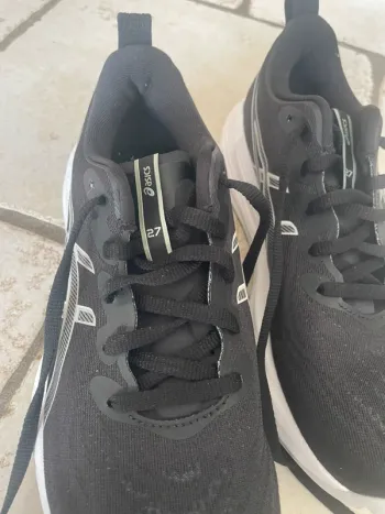Used Asics Gel-Nimbus 27 bike — image 2 of 9