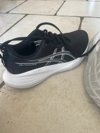 Used Asics Gel-Nimbus 27 bike — image 3 of 9