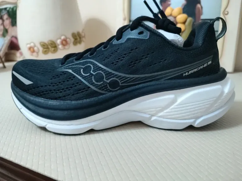 Used Saucony Hurricane 25 bike — image 4 of 6