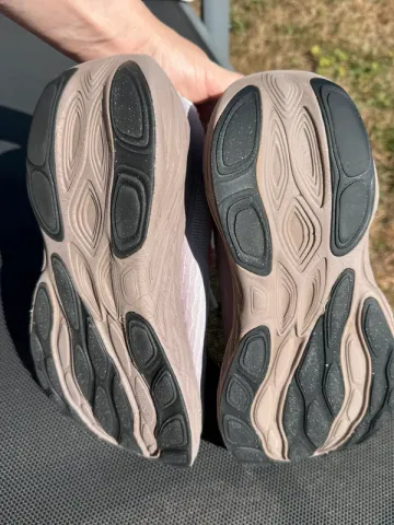 Used New Balance 1080 bike — image 5 of 6