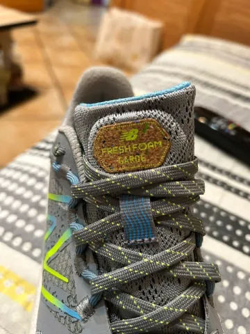 Used New Balance Fresh Foam Garoe bike — image 4 of 13