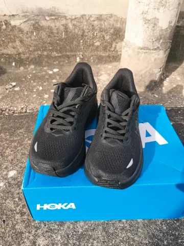 Used Hoka Bondi 9 Running Shoes