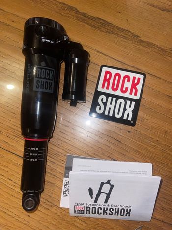 Used RockShox Super deluxe select 2024 bike — image 1 of 4