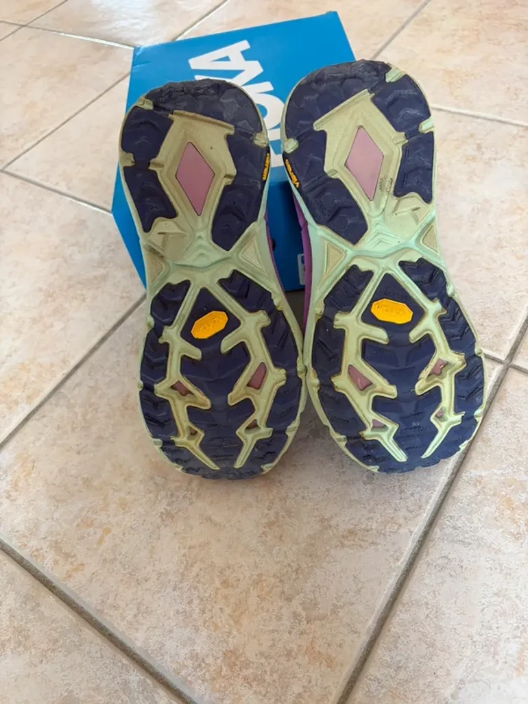 Used Hoka Mafate Speed 4 bike — image 4 of 5