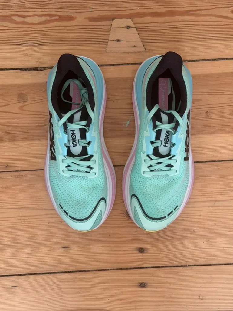 Used Hoka Skyward X bike — image 2 of 4