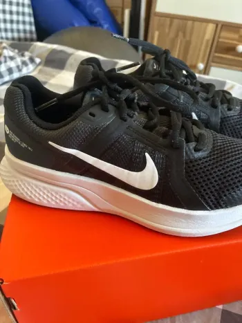 Used Nike Run Swift 2 bike — image 3 of 7