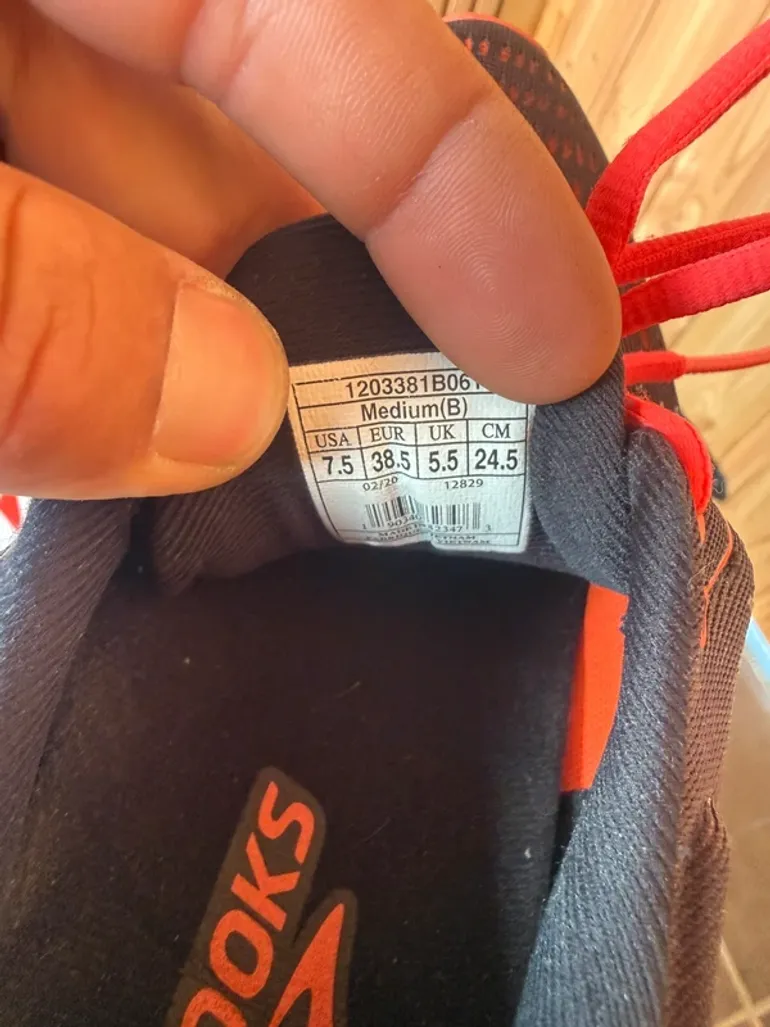 Used Brooks Ghost bike — image 8 of 8