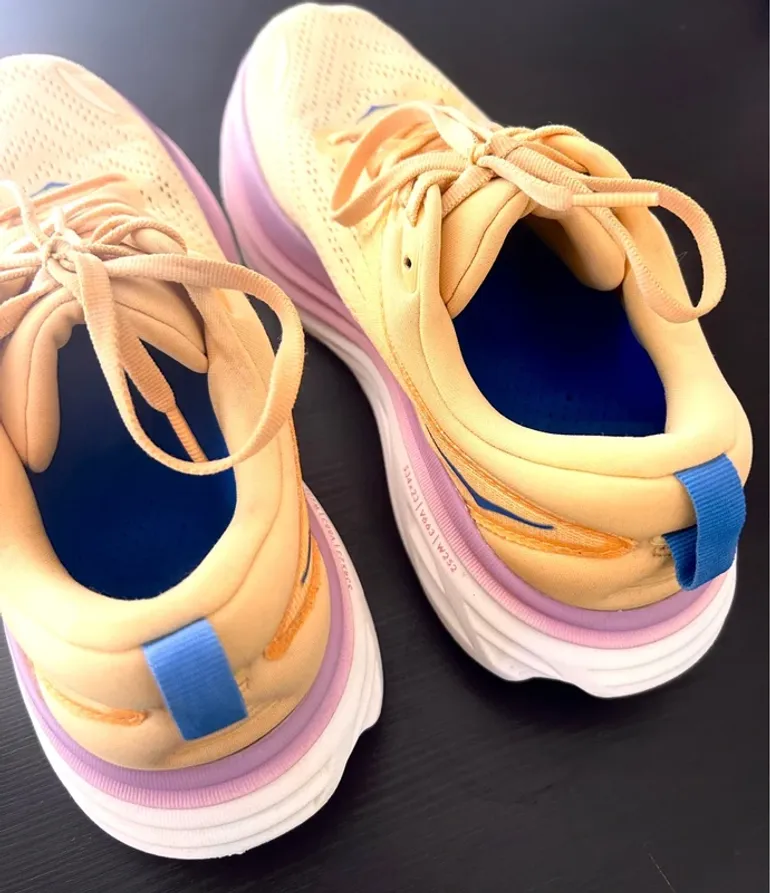 Hoka Bondi 8 bike d'occasion — image 5 sur 6