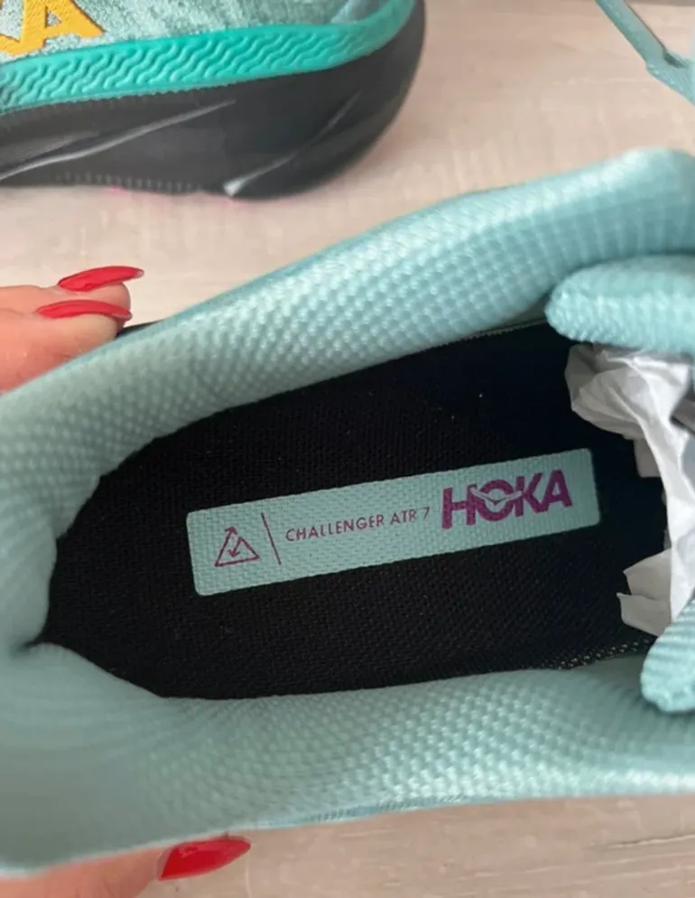 Used Hoka Challenger ATR bike — image 3 of 7