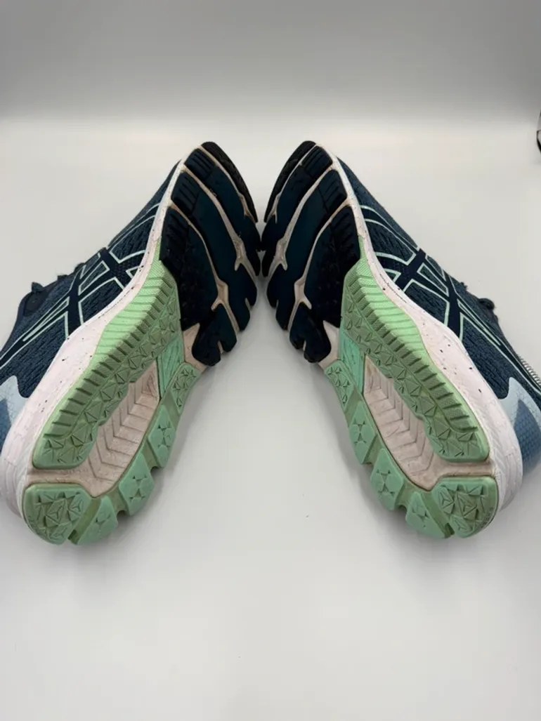 Used Asics GT-1000 9 bike — image 6 of 8