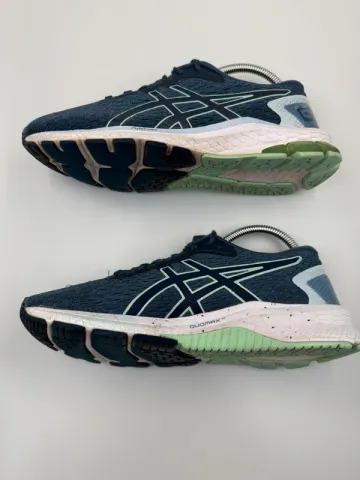 Used Asics GT-1000 9 bike — image 3 of 8