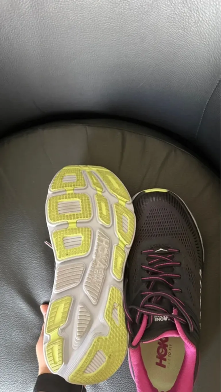 Used Hoka Laufschuhe bike — image 3 of 4