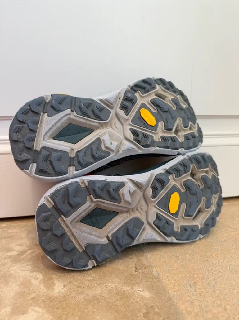 Used Hoka Mafate Speed 4 bike — image 8 of 9