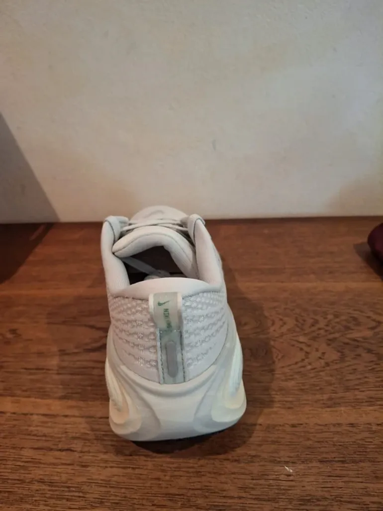 Used Nike Vomero bike — image 4 of 13