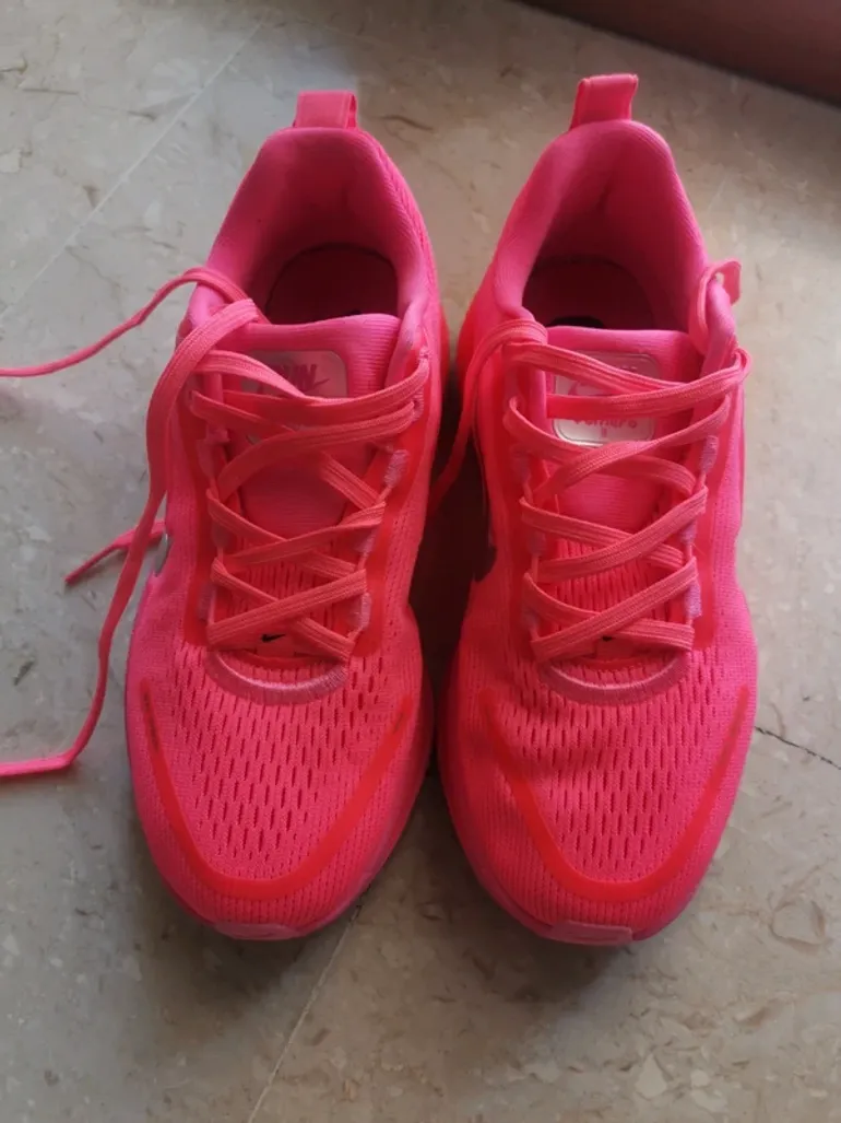 Tweedehands Nike Vomero 18 bike — afbeelding 2 van 7