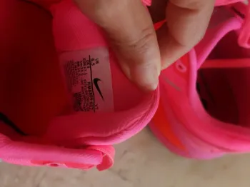 Tweedehands Nike Vomero 18 bike — afbeelding 7 van 7