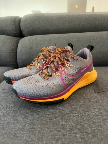 Used Pegasus react trail 4 Running Shoes