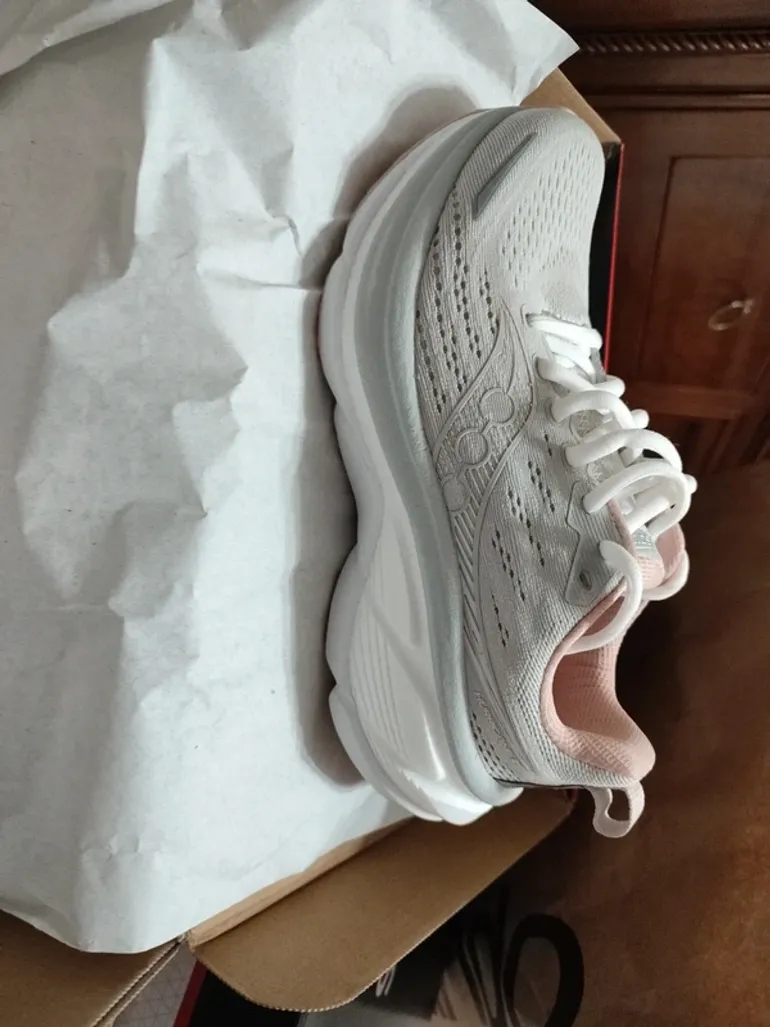 Tweedehands Saucony Hurricane 25 bike — afbeelding 2 van 11