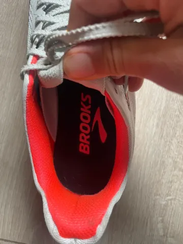 Used Brooks Hyperion Max bike — image 3 of 4