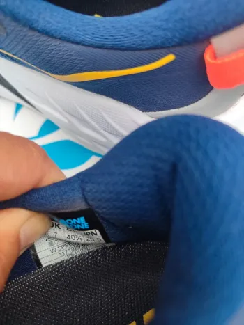 Hoka Speedgoat 7 bike d'occasion — image 3 sur 6