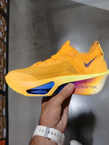 Used Nike Zoom Alphafly Next 3 bike — image 3 of 12