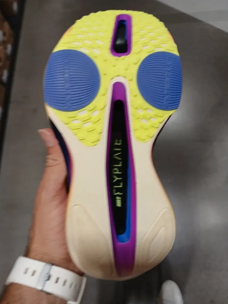 Used Nike Zoom Alphafly Next 3 bike — image 4 of 12