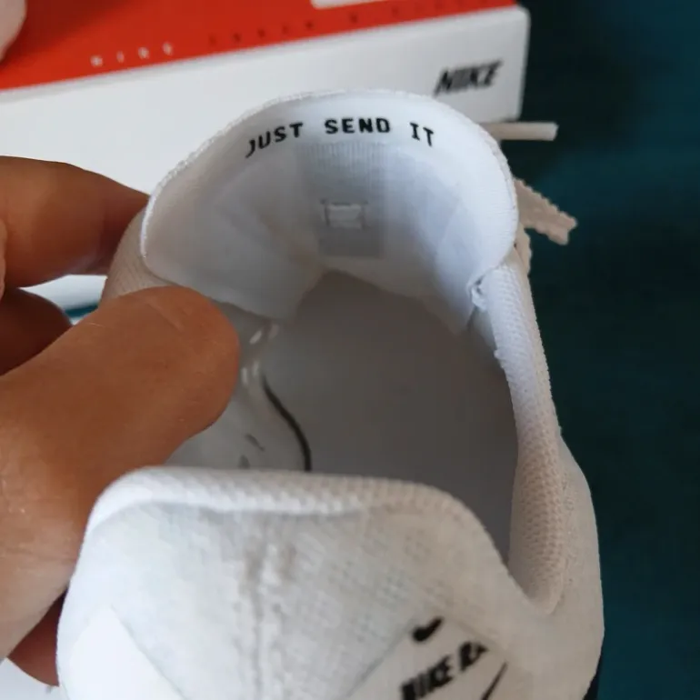 Used Nike Zoom Rival Waffle bike — image 11 of 14