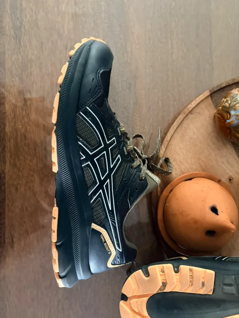 Used Asics Trail Scout 3 bike — image 5 of 5